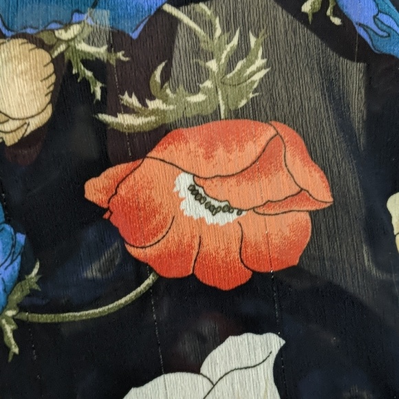 NWT ~ LUMIERE Peplum Hem Flowy Top - Picture 7 of 8